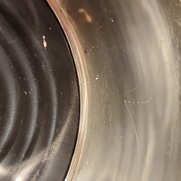 Vintage Wine Bottle Coaster in Silver Plate with felt bottom - Picture 4 of 9